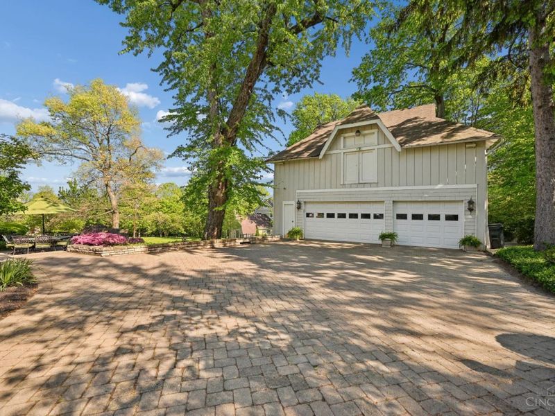 835 Ivy Avenue, Glendale, OH 45246 Photo 43