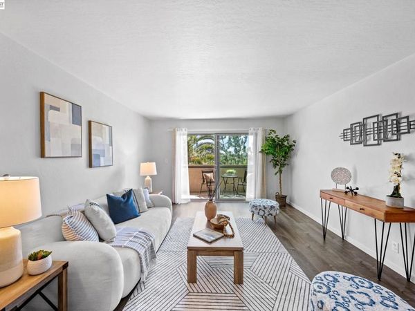 955 Shorepoint Ct, Unit 310, Alameda, CA 94501
