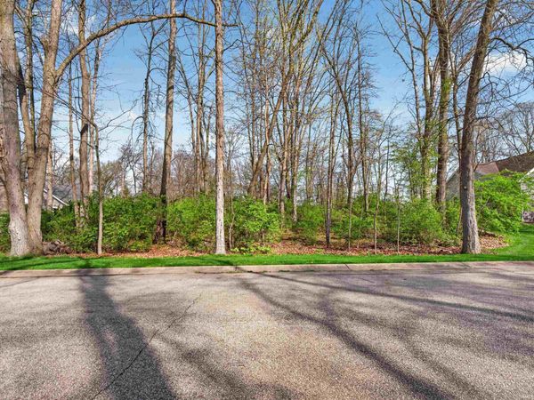 67491 Kensington Drive, Goshen, IN 46526