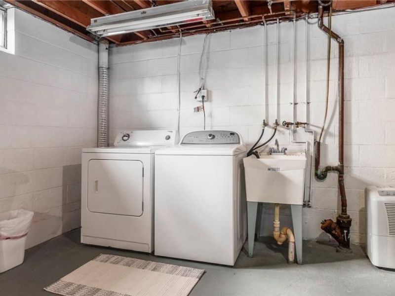 2580 Douglas Drive, Zanesville, OH 43701 Photo 32