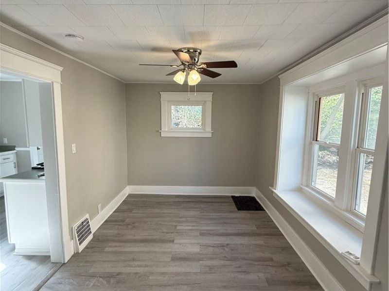 683 Sharon Street , Akron, OH 44314 Photo 3