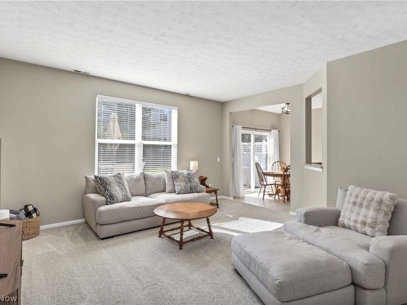 1370 N Yorkshire Drive , Broadview Heights, OH 44147 Photo 12