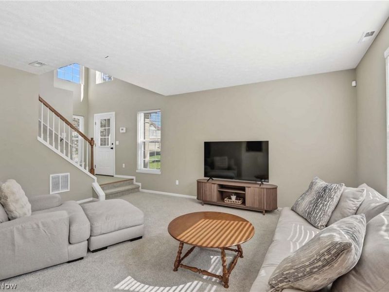 1370 N Yorkshire Drive , Broadview Heights, OH 44147 Photo 15