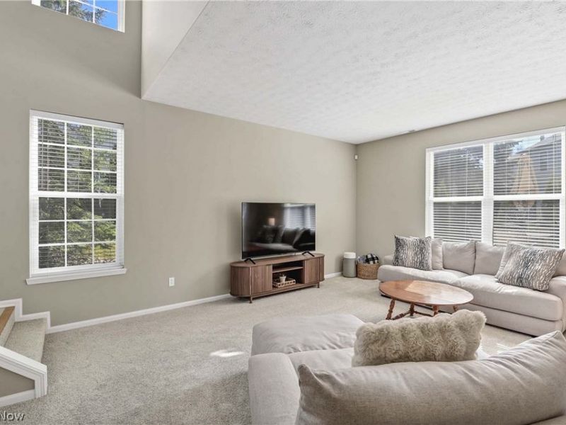 1370 N Yorkshire Drive , Broadview Heights, OH 44147 Photo 16