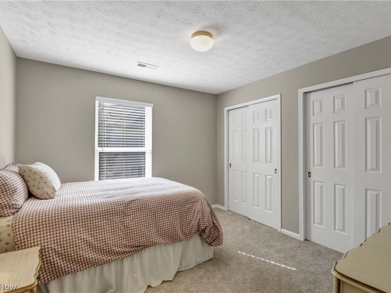 1370 N Yorkshire Drive , Broadview Heights, OH 44147 Photo 31