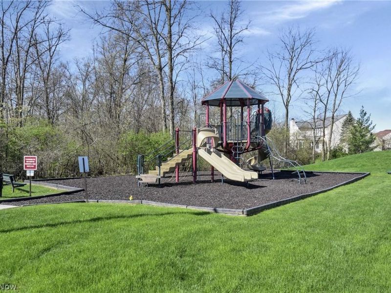 1370 N Yorkshire Drive , Broadview Heights, OH 44147 Photo 42