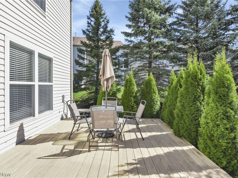 1370 N Yorkshire Drive , Broadview Heights, OH 44147 Photo 7