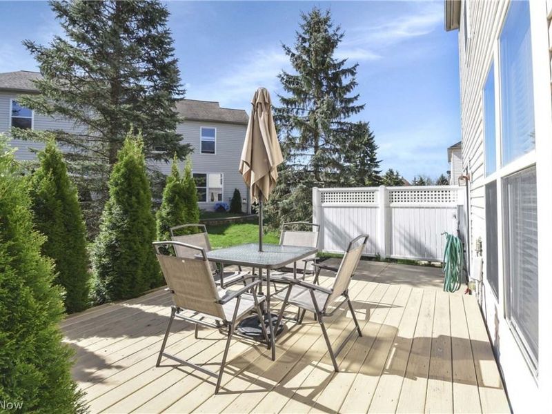 1370 N Yorkshire Drive , Broadview Heights, OH 44147 Photo 9