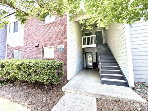 3284 Heathstead Place, Unit G, Charlotte, NC 28210