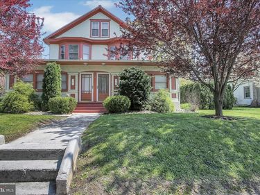 319 N 2ND STREET, HALIFAX, PA 17032