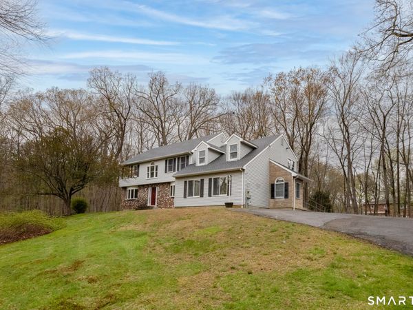 90 Fenn, Middlebury, CT 06762