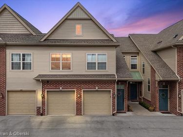 632 Pointe Drive, Walled Lake, MI 48390