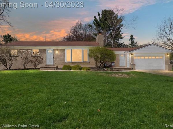 310 Elmhill Road, Rochester Hills, MI 48306