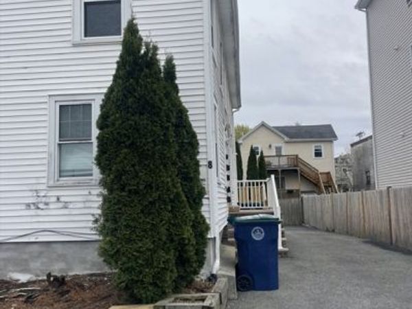 8 Lothrop Street, Unit 3, Salem, MA 01970