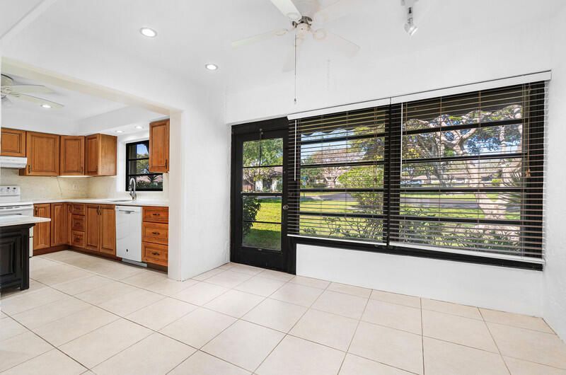 10120 Eaglewood Terrace, Unit B, Boynton Beach, FL 33436 Photo
