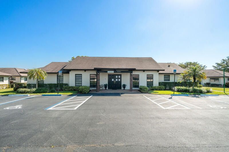 10120 Eaglewood Terrace, Unit B, Boynton Beach, FL 33436 Photo