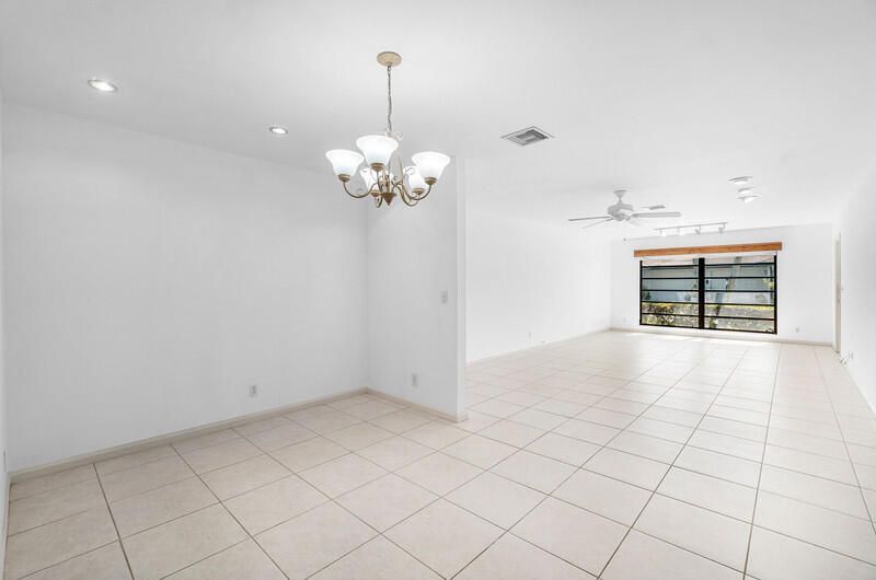 10120 Eaglewood Terrace, Unit B, Boynton Beach, FL 33436 Photo