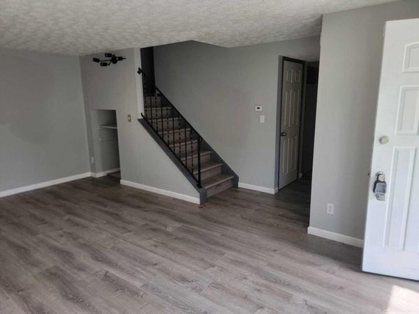 3810 Charbonnett Court , Columbus, OH 43232