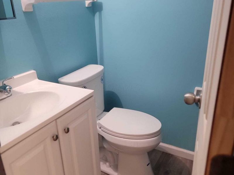 3810 Charbonnett Court , Columbus, OH 43232 Photo 4