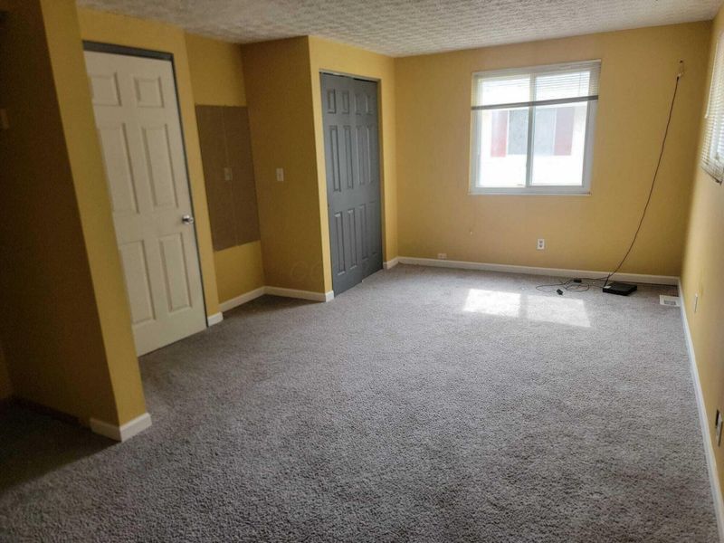 3810 Charbonnett Court , Columbus, OH 43232 Photo 7