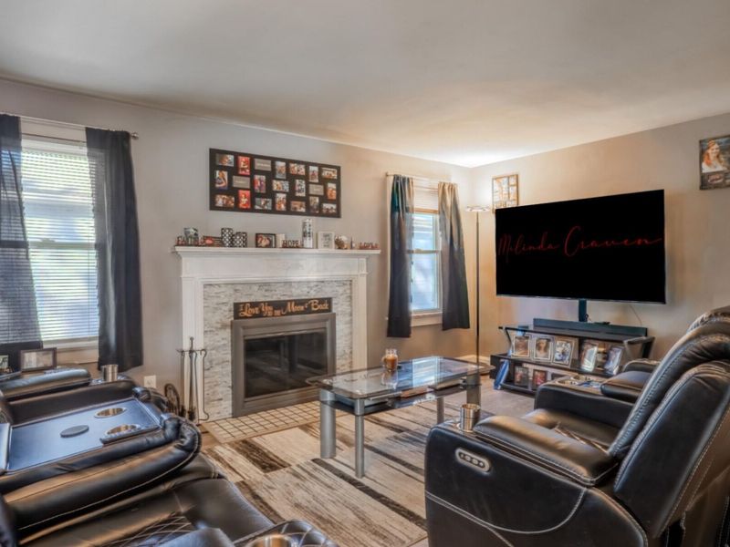 586 S Hague Avenue , Columbus, OH 43204 Photo 7