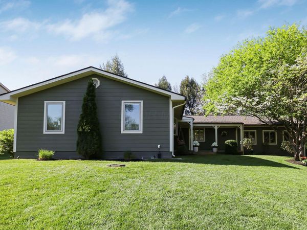 49 Alberry Drive , Granville, OH 43023