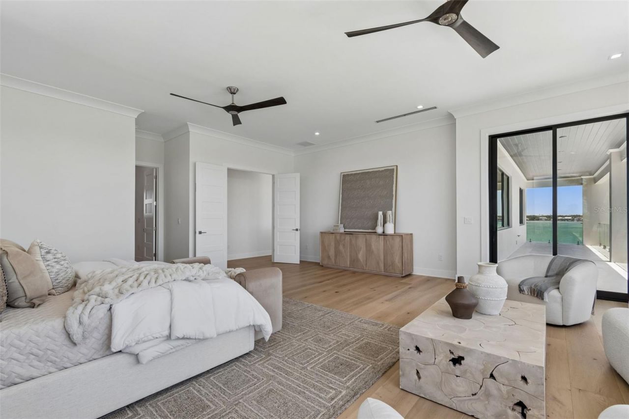 236 Howard Drive, Belleair Beach, FL 33786 Photo