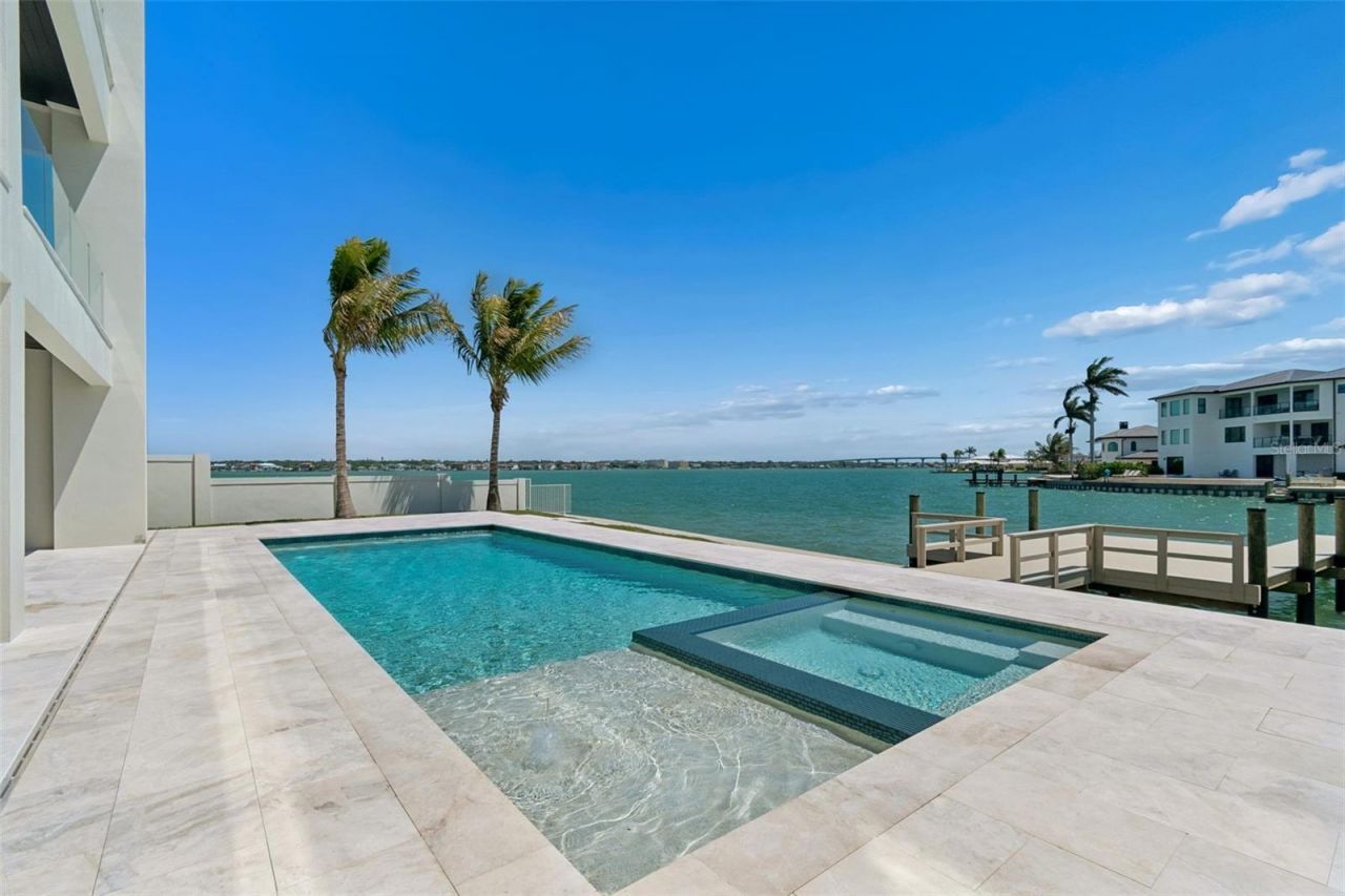 236 Howard Drive, Belleair Beach, FL 33786 Photo