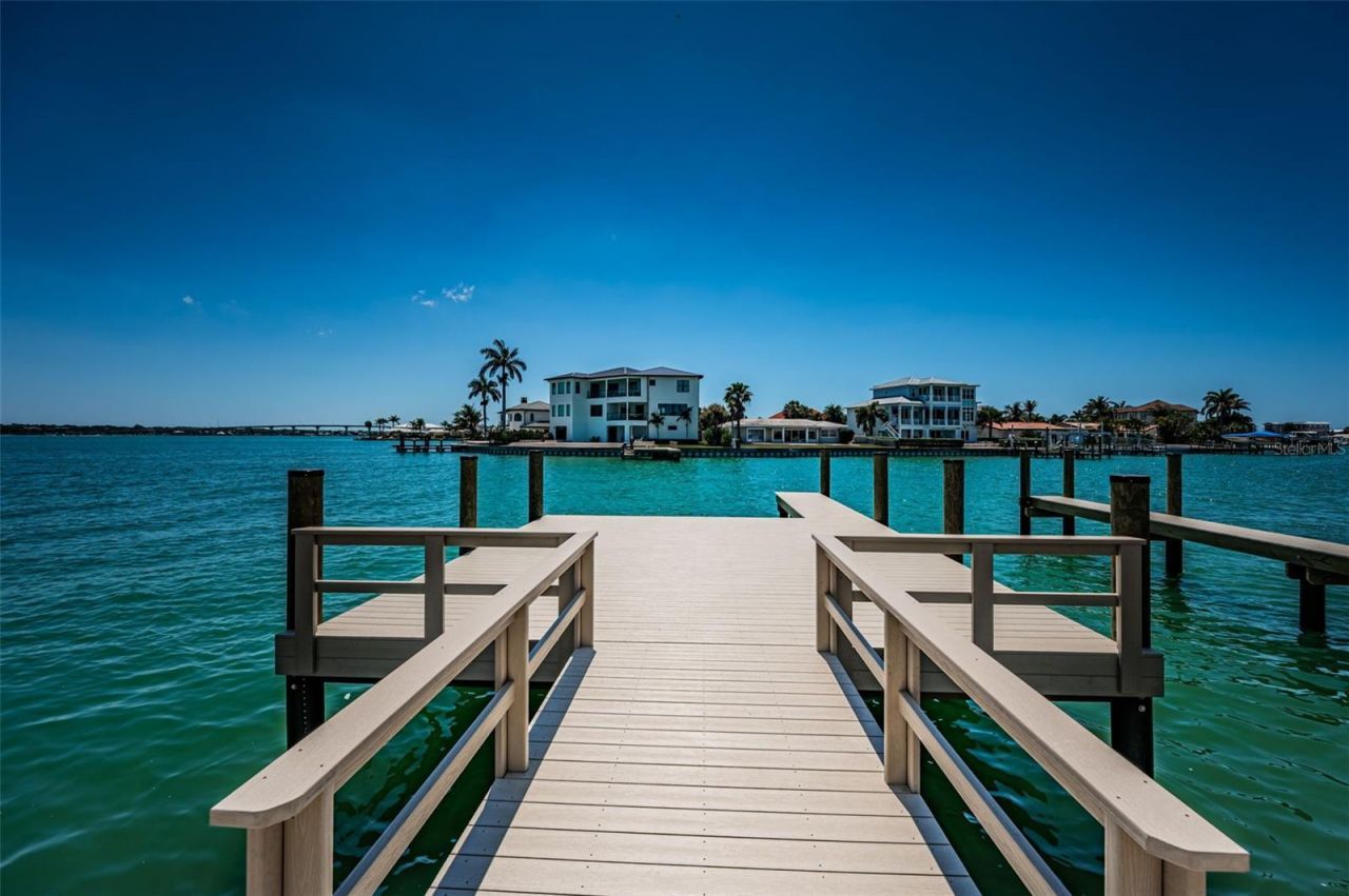 236 Howard Drive, Belleair Beach, FL 33786 Photo