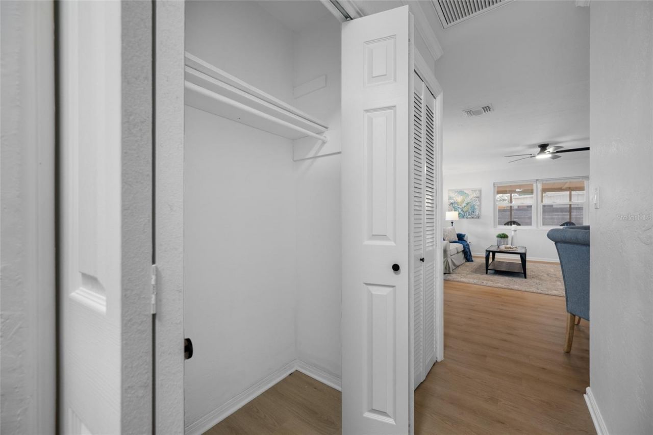 1100 81st Avenue N, Saint Petersburg, FL 33702 Photo
