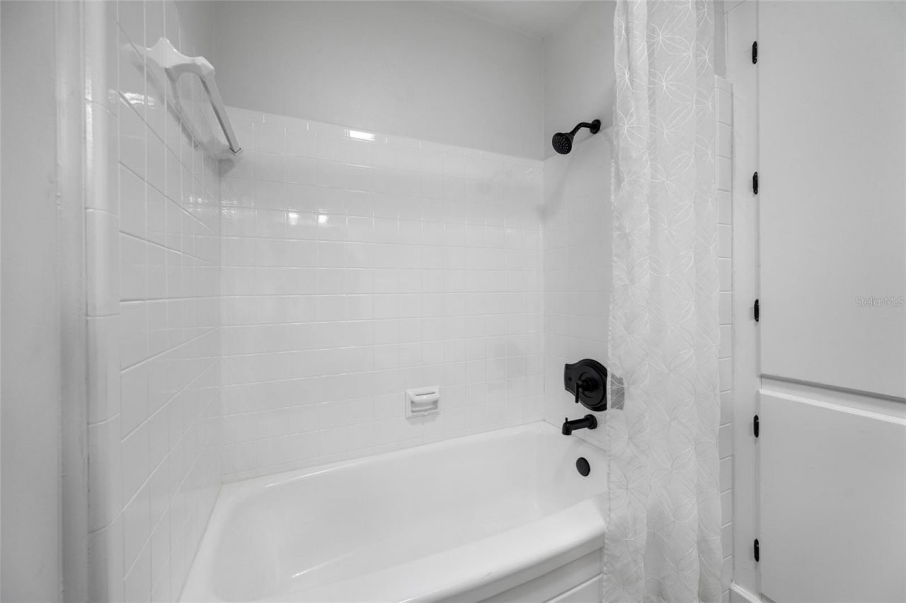1100 81st Avenue N, Saint Petersburg, FL 33702 Photo