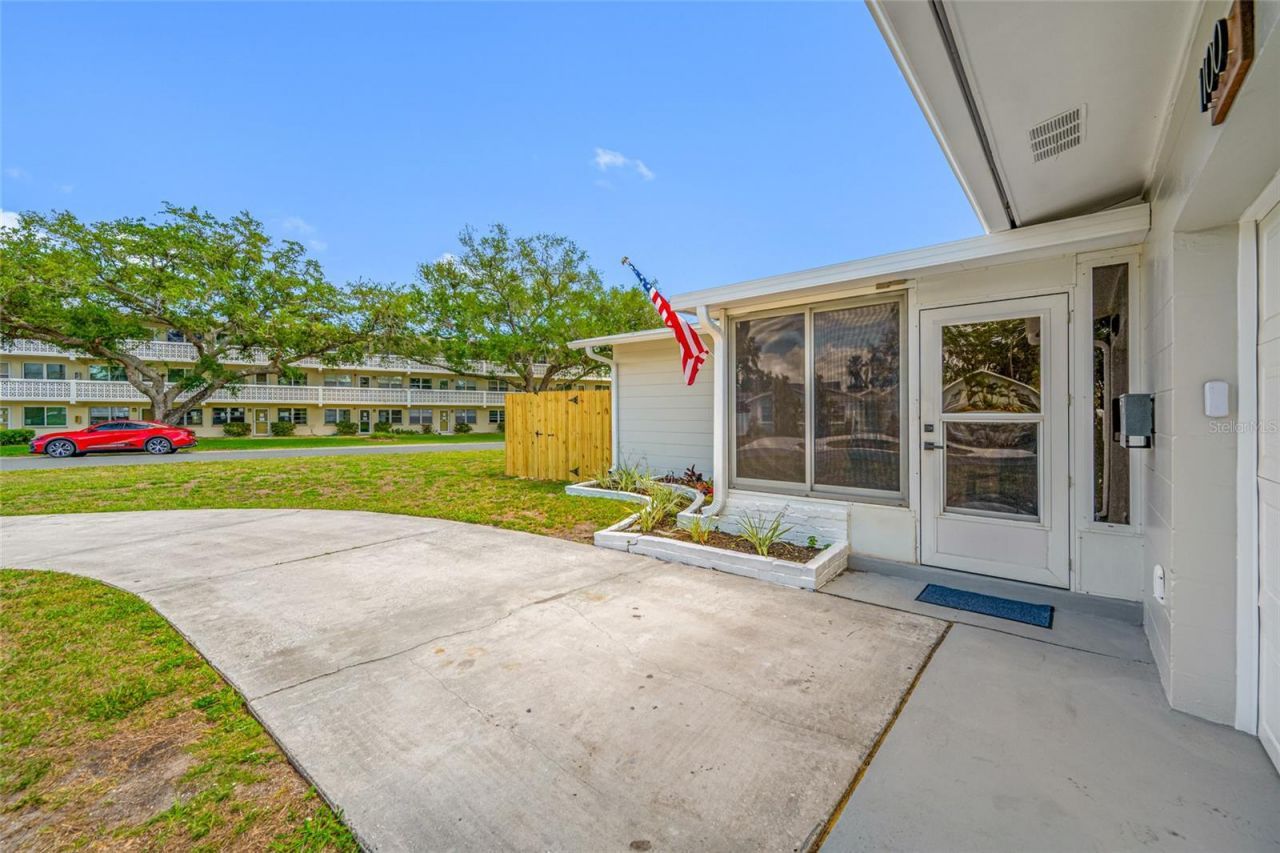 1100 81st Avenue N, Saint Petersburg, FL 33702 Photo