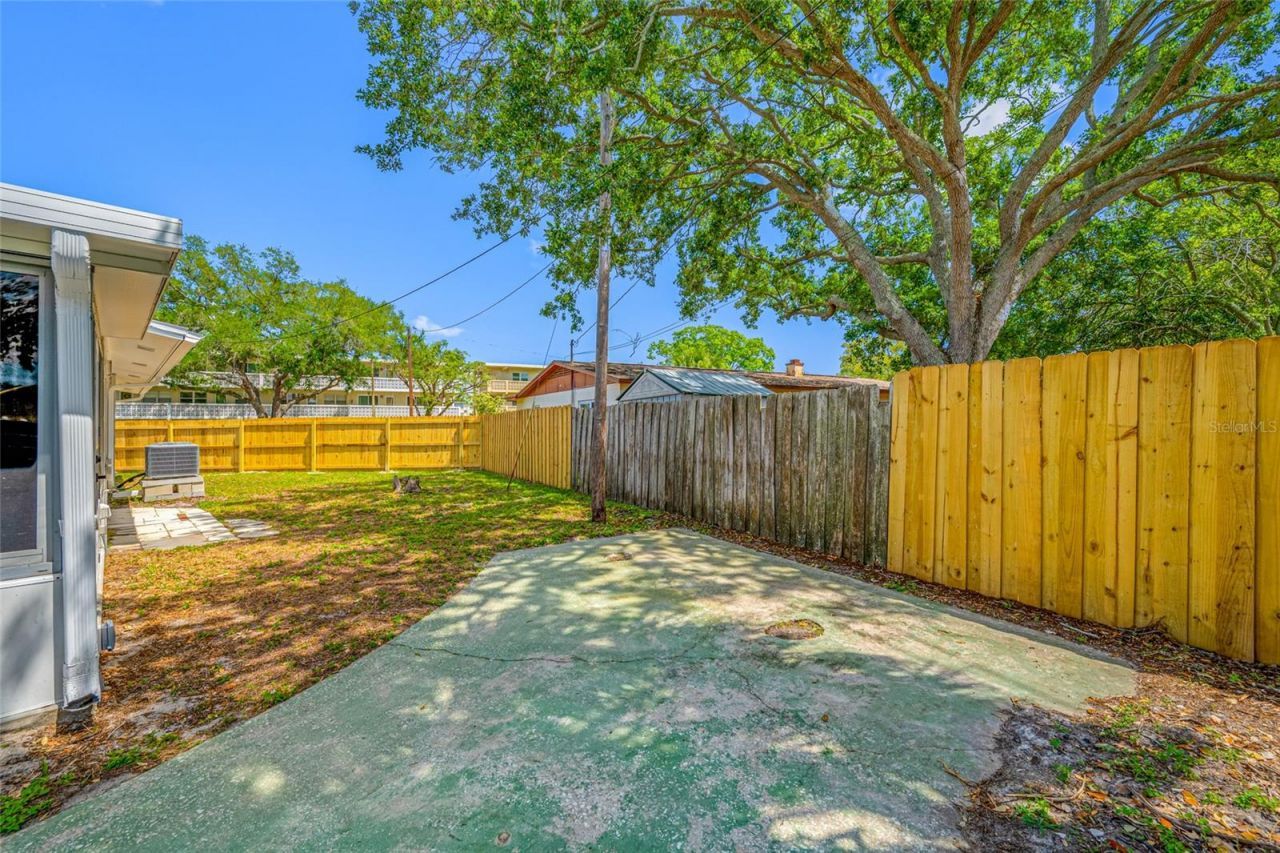 1100 81st Avenue N, Saint Petersburg, FL 33702 Photo