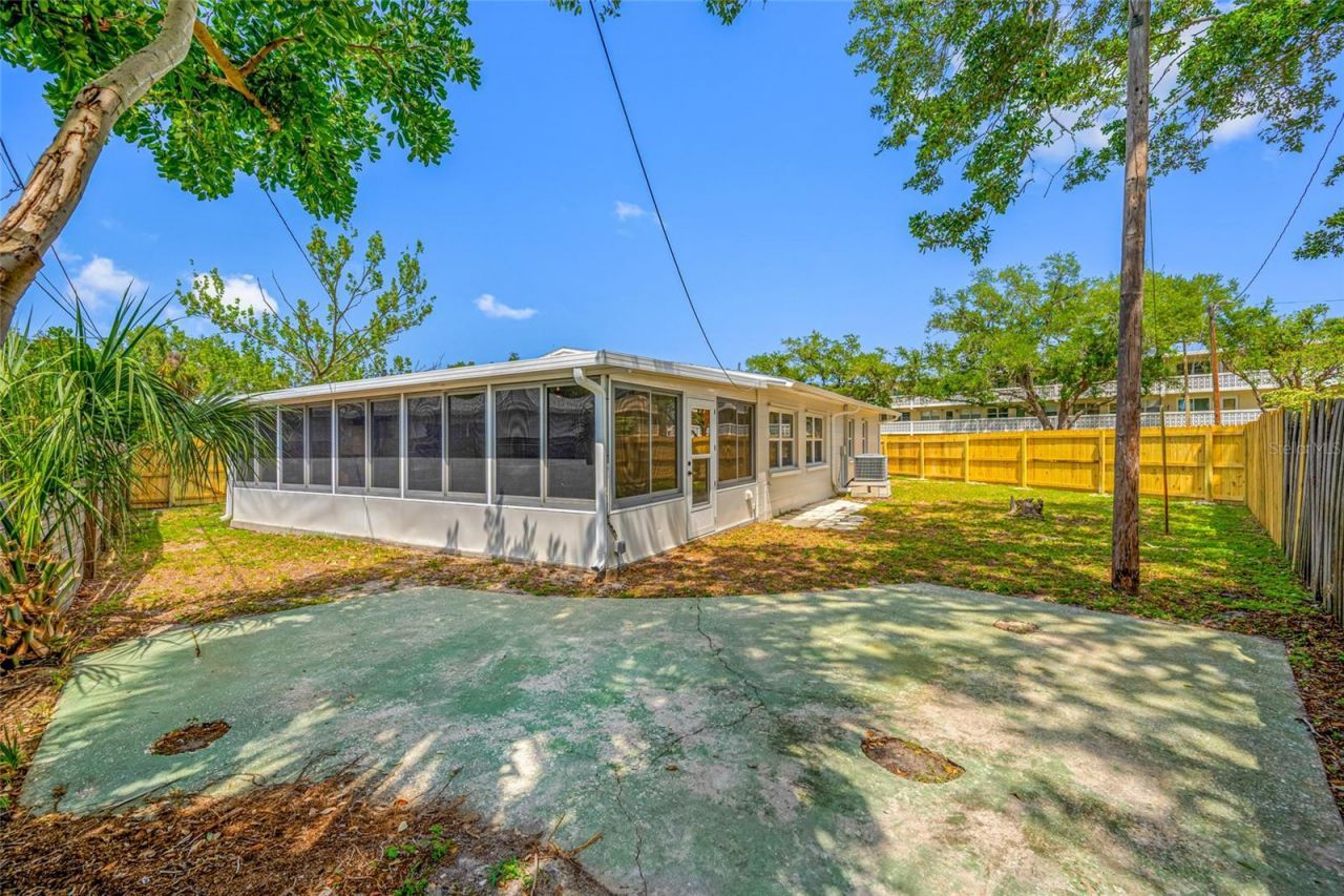 1100 81st Avenue N, Saint Petersburg, FL 33702 Photo