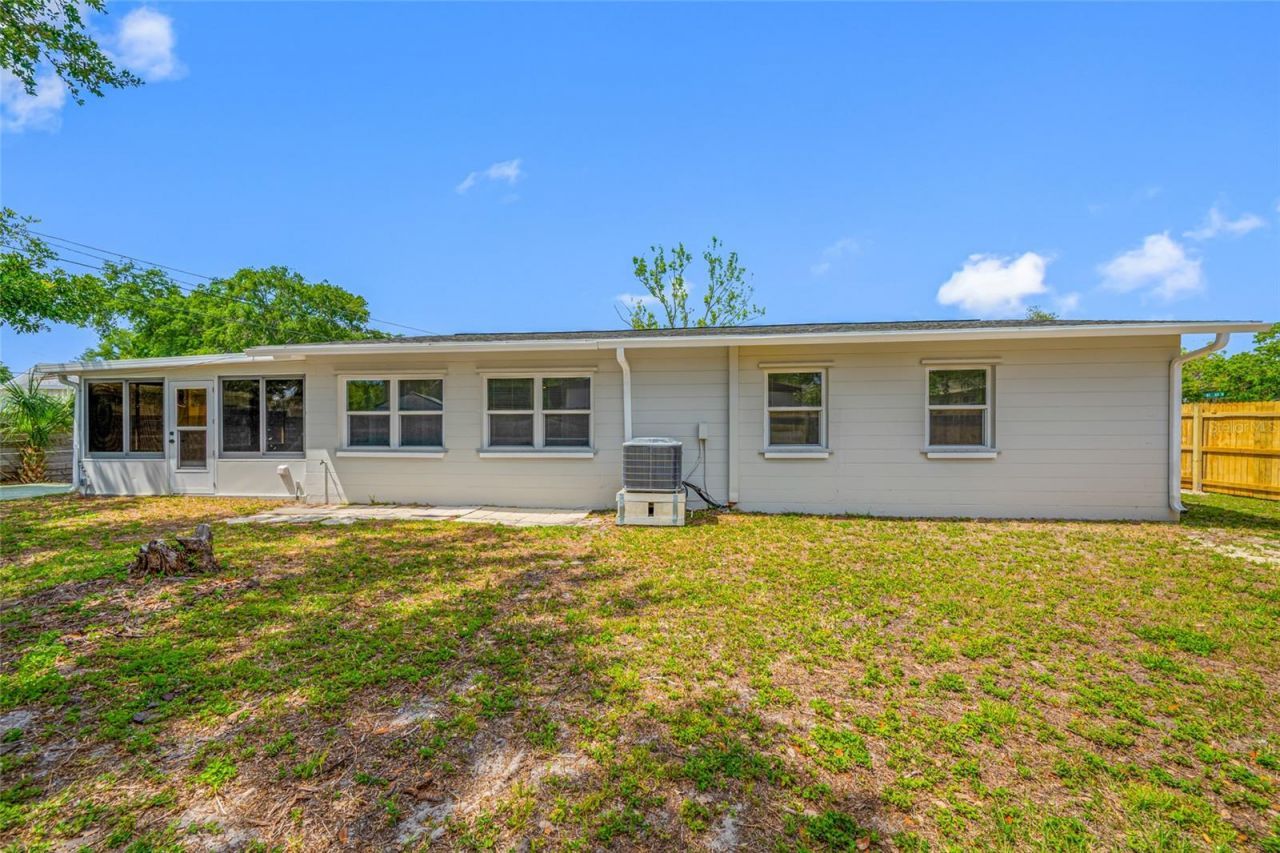 1100 81st Avenue N, Saint Petersburg, FL 33702 Photo