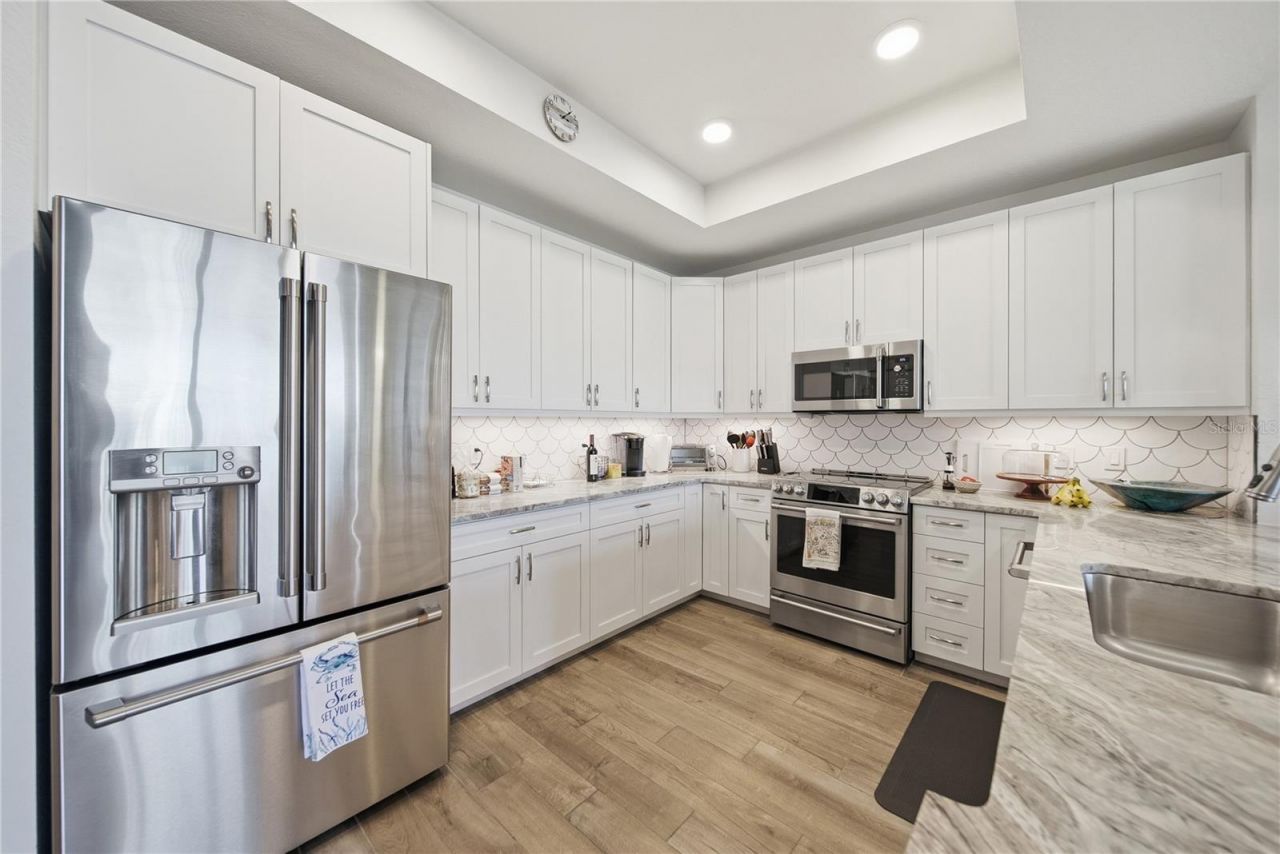 20001 Gulf Boulevard, Unit 405, Indian Shores, FL 33785 Photo