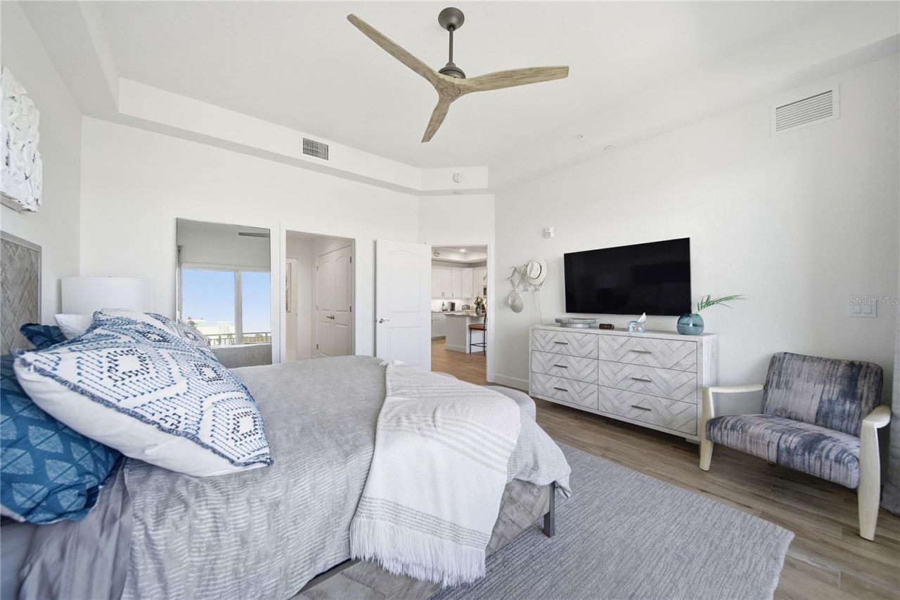 20001 Gulf Boulevard, Unit 405, Indian Shores, FL 33785 Photo