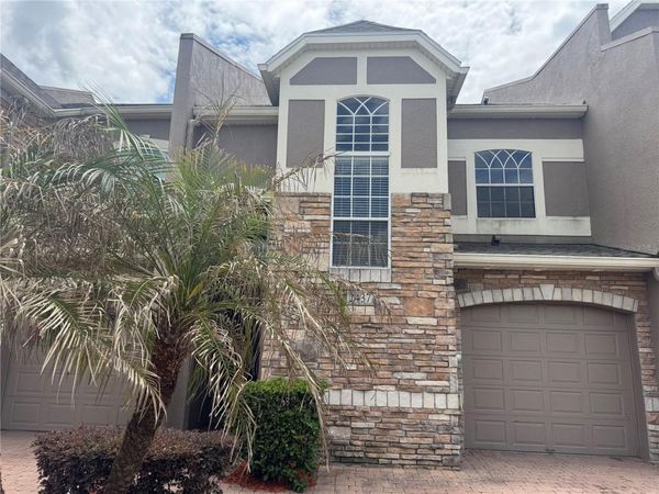 2437 CHATHAM PLACE DRIVE , ORLANDO, FL 32824