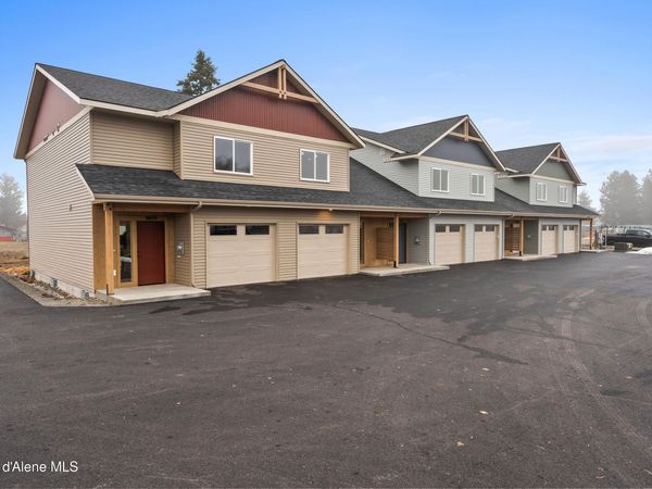 9854 N Laylin Circle , Hayden, ID 83835