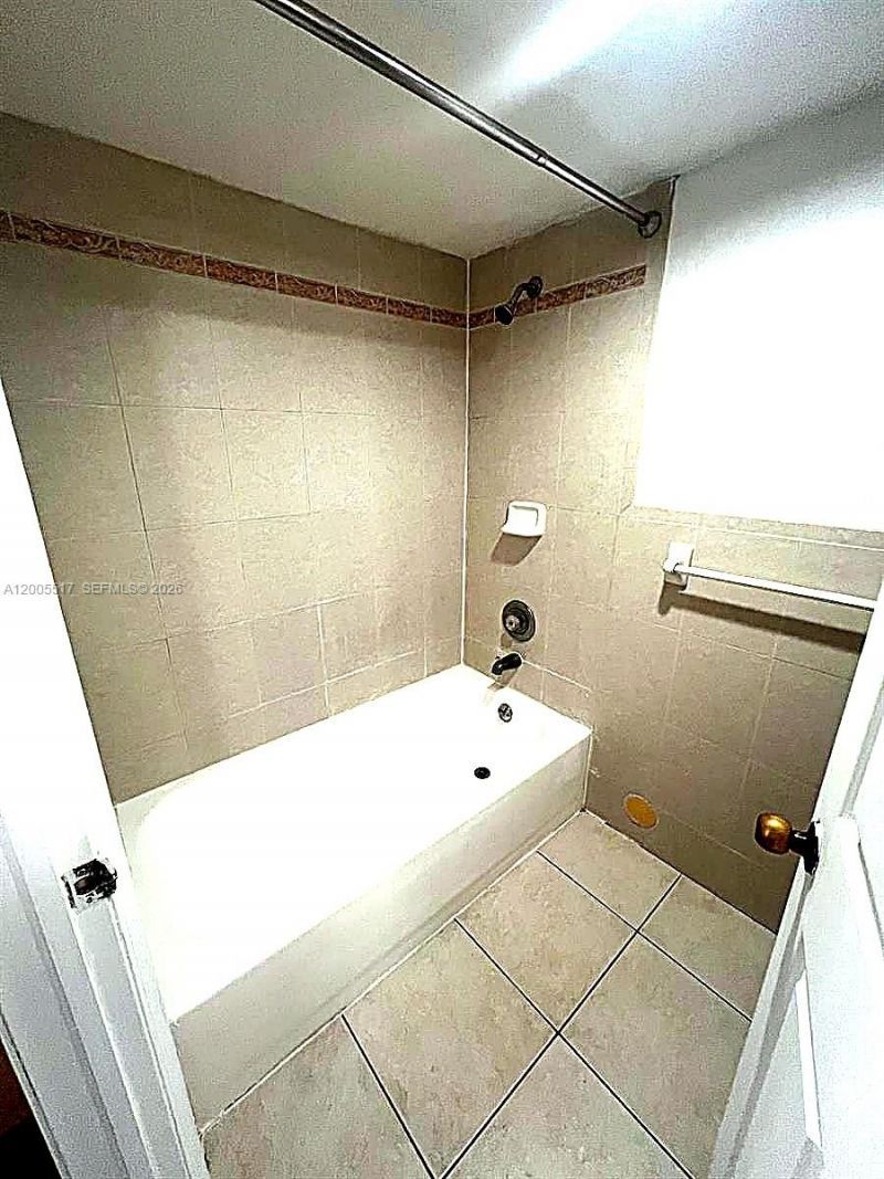 1122 Coral Club Dr, Unit 1122, Coral Springs, FL 33071 Photo