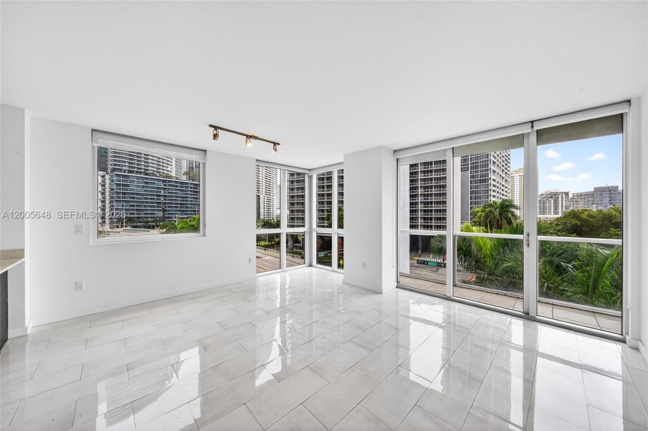 500 Brickell Ave , Unit 501, Miami, FL 33131 Photo