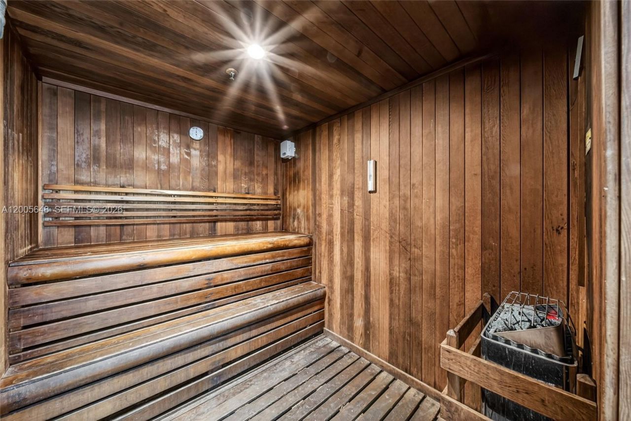 500 Brickell Ave , Unit 501, Miami, FL 33131 Photo