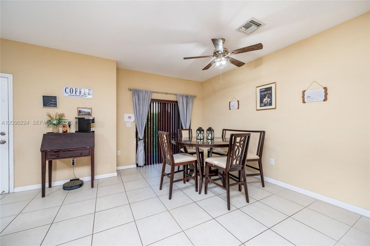 27524 SW 140th Ave, Homestead, FL 33032 Photo