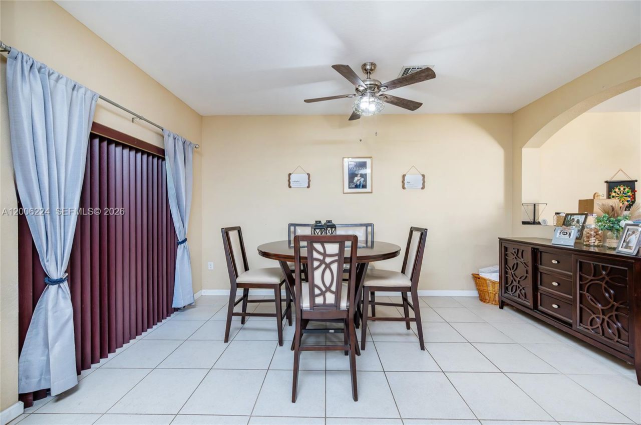 27524 SW 140th Ave, Homestead, FL 33032 Photo