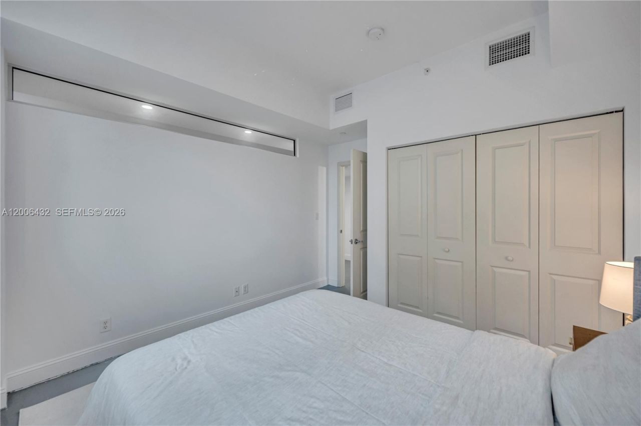 111 E Flagler St , Unit 506, Miami, FL 33131 Photo