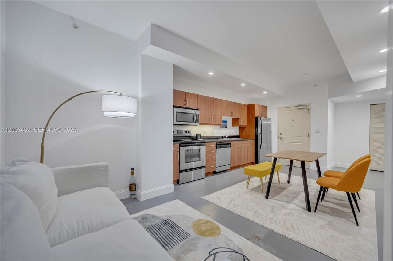 111 E Flagler St , Unit 506, Miami, FL 33131 Photo
