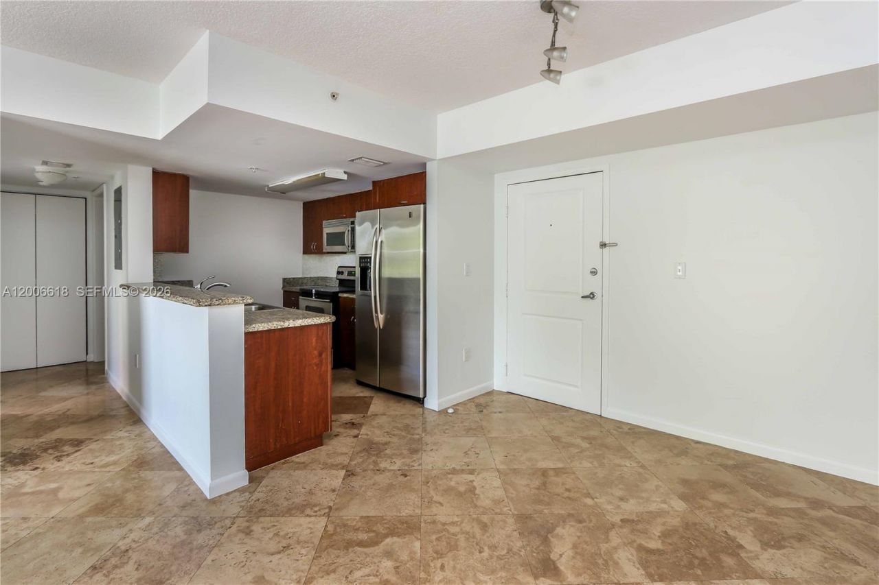 1555 N Treasure Dr, Unit 206, North Bay Village, FL 33141 Photo