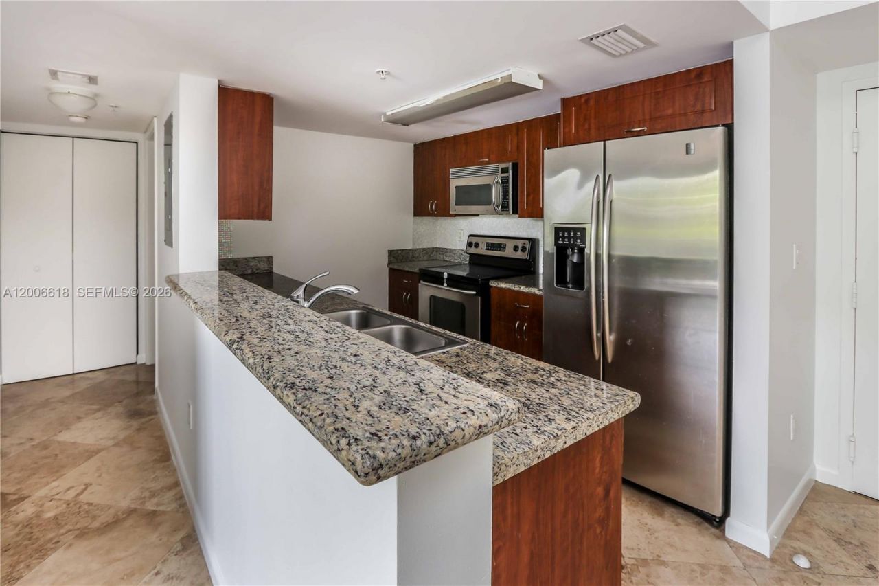 1555 N Treasure Dr, Unit 206, North Bay Village, FL 33141 Photo