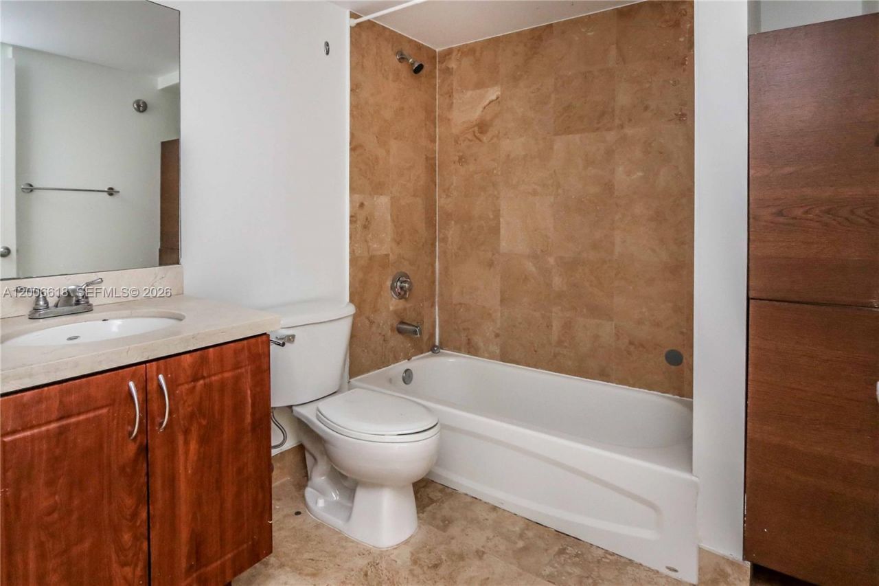 1555 N Treasure Dr, Unit 206, North Bay Village, FL 33141 Photo
