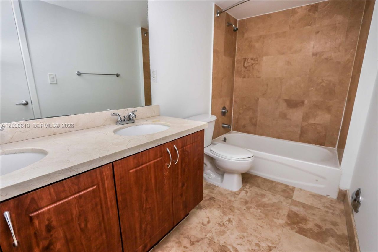 1555 N Treasure Dr, Unit 206, North Bay Village, FL 33141 Photo